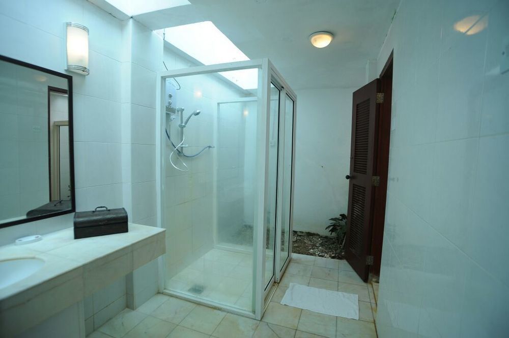 Sari Pacifica Resort & Spa Sibu Island Pulau Sibu Exterior photo